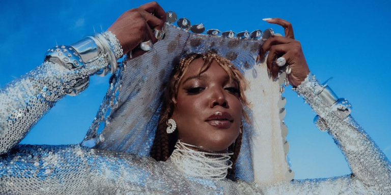 Majur lança seu novo álbum, “Gira Mundo”, em show no Sesc Vila Mariana, no próximo sábado Majur lança seu novo álbum, “Gira Mundo”, em show no Sesc Vila Mariana, no próximo sábado