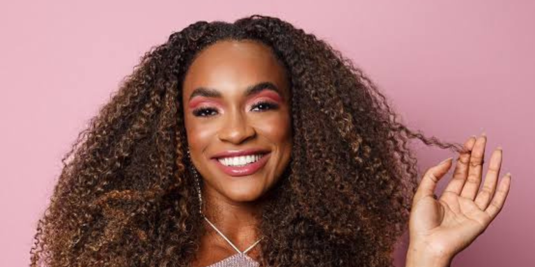 Patrícia Ramos estreia nos cinemas em Uma Mulher Sem Filtro Patrícia Ramos estreia nos cinemas em Uma Mulher Sem Filtro