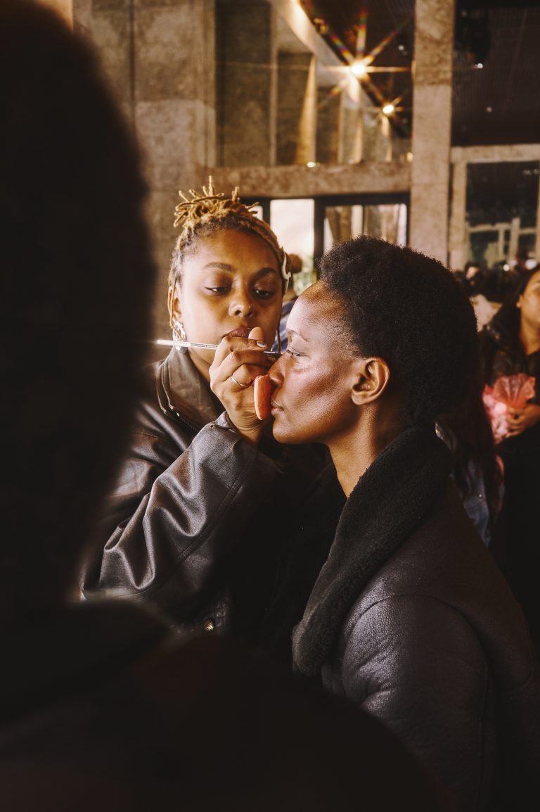 Powerlist Mundo Negro 2025: vote em uma Profissional de Beleza e moda na maior premiação de mulheres negras do brasil Powerlist Mundo Negro 2025: vote em uma Profissional de Beleza e moda na maior premiação de mulheres negras do brasil