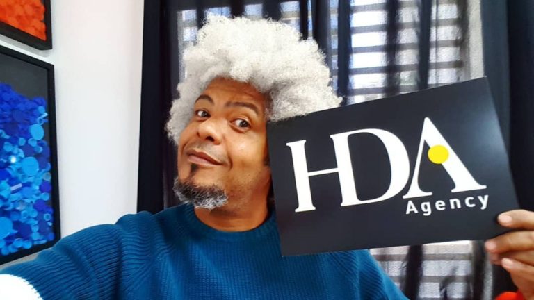 Fundador da primeira agência especializada em modelos negras no Brasil pede ajuda após complicações de saúde