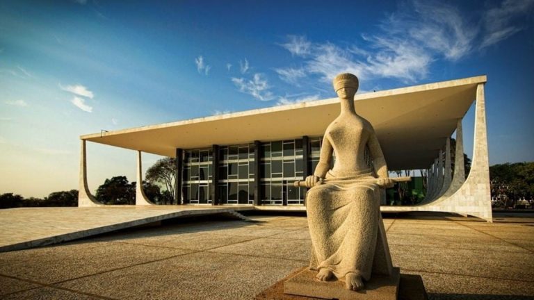 STF é acionado para manter pretos e pardos como critério para cotas raciais após decisão sobre heteroidentificação STF é acionado para manter pretos e pardos como critério para cotas raciais após decisão sobre heteroidentificação