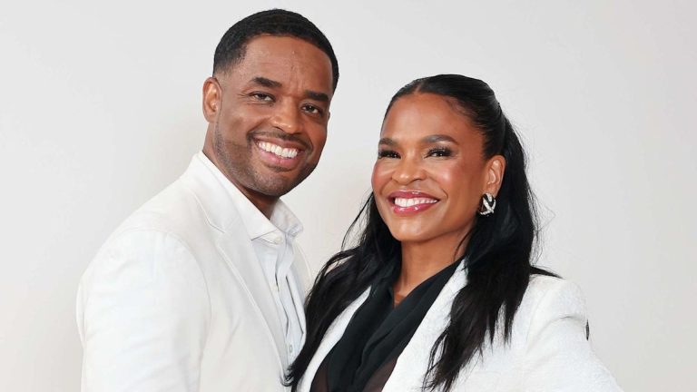 Nia Long e Larenz Tate se reencontram em novo drama romântico da Netflix inspirado no álbum de Maxwell Nia Long e Larenz Tate se reencontram em novo drama romântico da Netflix inspirado no álbum de Maxwell