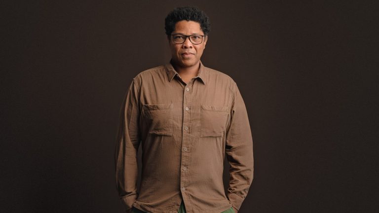 Elísio Lopes Jr. sobre a criação da série de terror ‘Reencarne’: “Colocamos nossa imaginação pós-vida” Elísio Lopes Jr. sobre a criação da série de terror ‘Reencarne’: “Colocamos nossa imaginação pós-vida”