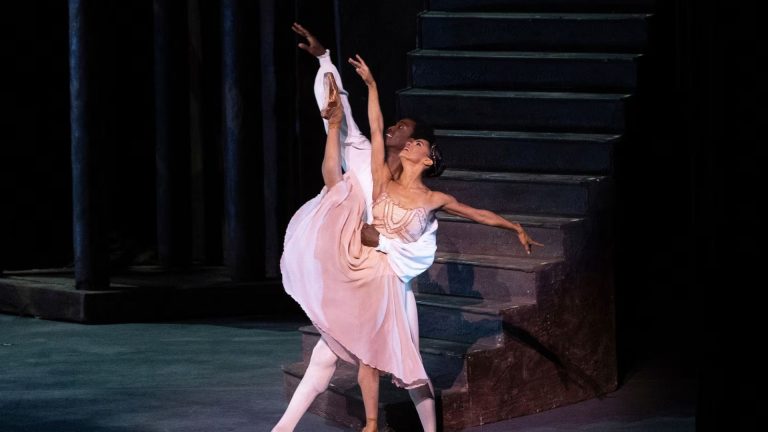 Misty Copeland se despede dos palcos após 25 anos de carreira e deixa legado de representatividade no balé Misty Copeland se despede dos palcos após 25 anos de carreira e deixa legado de representatividade no balé