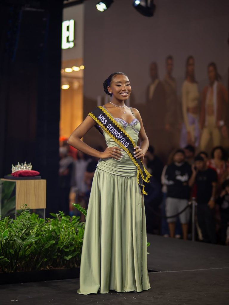 Miss Santa Catarina 2025, Pietra Travassos,sofre ataques racistas após sua coroação Miss Santa Catarina 2025, Pietra Travassos,sofre ataques racistas após sua coroação