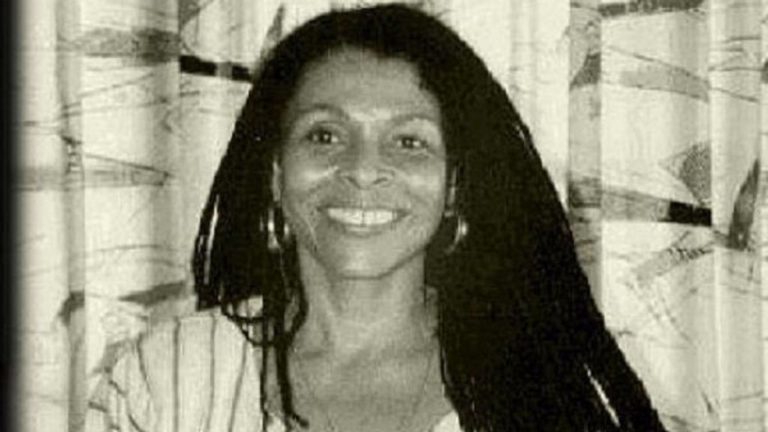 Angela Davis será produtora executiva de série e documentário sobre Assata Shakur