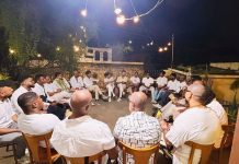 ‘Entre Vinhos e Afetos’: coletivo fortalece união e acolhimento entre homens negros em SP