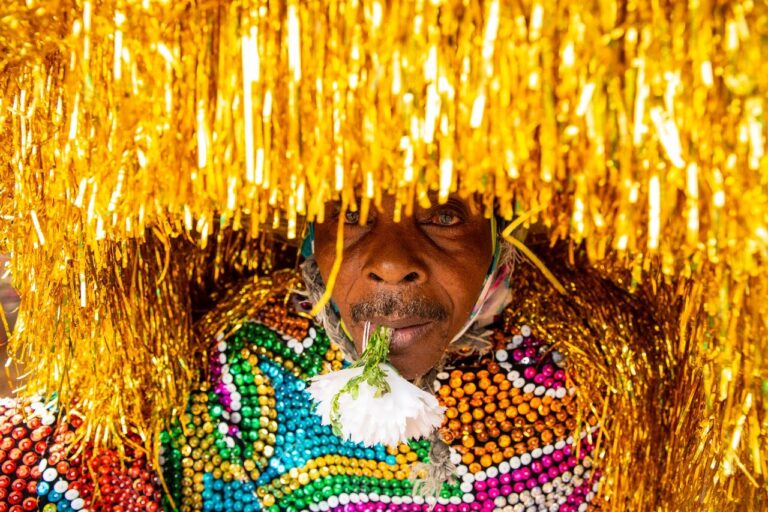 Exposição ‘Bloco do Prazer’ chega a Fortaleza com uma mostra dedicada à festa e à cultura preta