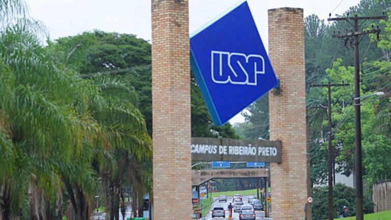 Após caso de racismo, USP alega “falta de tempo” para análise e mantém agressora na mesma sala que aluna negra