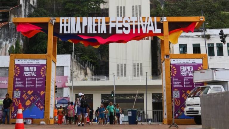 Feira Preta Festival retorna ao Rio com shows gratuitos, gastronomia, empreendedorismo, moda, talks e muito mais