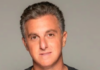 Dados contradizem críticas de Luciano Huck ao Bolsa Família e expõe desconhecimento sobre programas sociais no Brasil