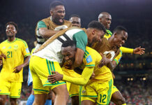 Pela primeira vez em sua história, África do Sul avança à fase eliminatória do Mundial