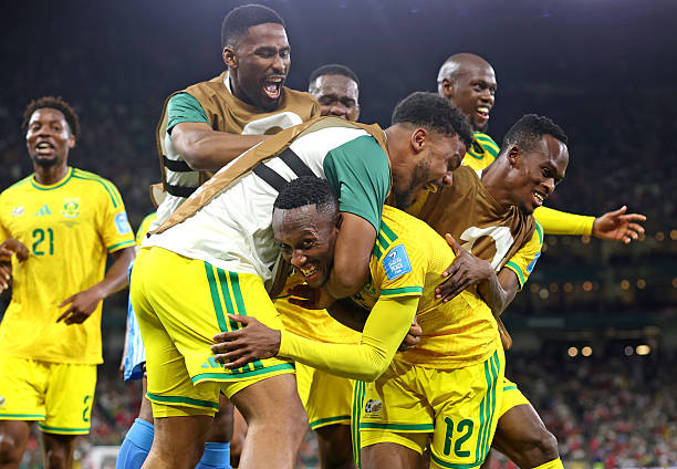 Pela primeira vez em sua história, África do Sul avança à fase eliminatória do Mundial