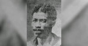 Retrato de João Cândido em preto e branco.