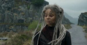 Rhaena Targaryen em cena de A Casa do Dragão.