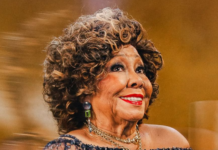 Exposição “Com Amor, Alcione” chega ao Museu das Favelas em julho Alcione para TV Globo