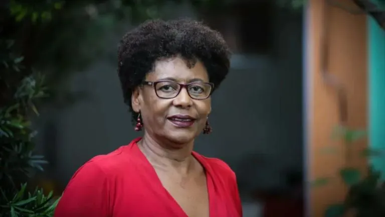 Cida Bento fala sobre pactos que poucos discutem: o da negritude