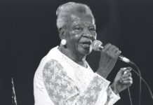 Clementina de Jesus, a voz ancestral que o Brasil descobriu aos 63 anos