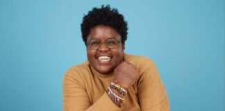 Rio de Janeiro recebe a Powerlist Mundo Negro 2026 em evento que celebra a trajetória de mulheres negras Nina da Hora, cientista da computação premiada na Powerlist 2026