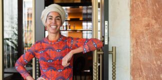 Preta Maria: Bela Gil inaugura restaurante de cozinha africana com homenagem à irmã Bel Gil no restaurante Preta Maria