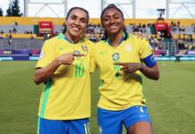 Copa do Mundo Feminina 2027: confira as cidades brasileiras que receberão os jogos Marta e Kerolin representando a seleção brasileira feminina de futebol.