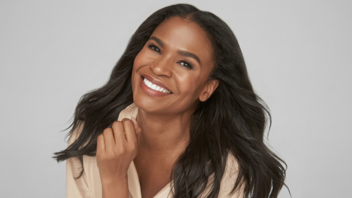 Nia Long como embaixadora da Estée Lauder