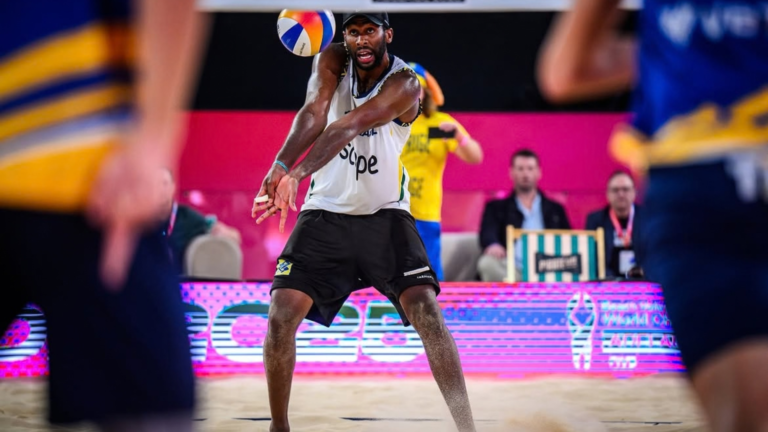 Evandro exige punição após sofrer ataques racistas nos Jogos Sul-Americanos