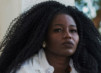 “Amor Preto”: Carla Akotirene lança obra sobre afeto entre pessoas pretas Carla Akotirene, autora do livro Amor Preto