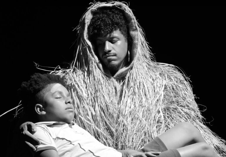 ‘Feitiço’: Spartakus ganha prêmio internacional por videoclipe filmado na Bahia baseado na história de Obaluaê