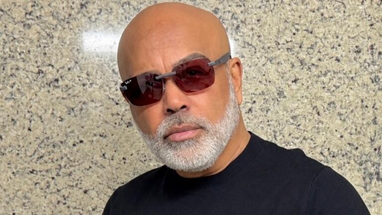 Cantor Rick, da dupla com Renner, morre em acidente aéreo