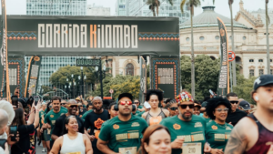 Participantes do Corre Kilombo durante corrida no Ibirapuera