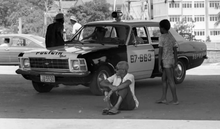 A história por trás da foto mais simbólica de Cartola